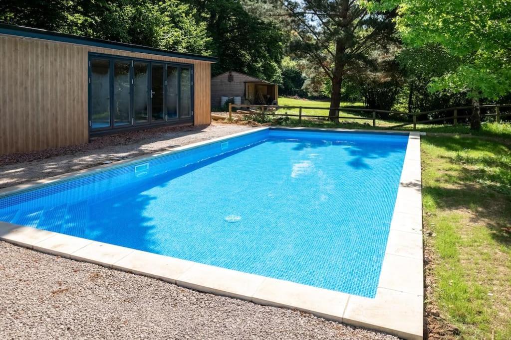 Osbornes Holiday House Near Exeter With Swimming Pool Exterior foto