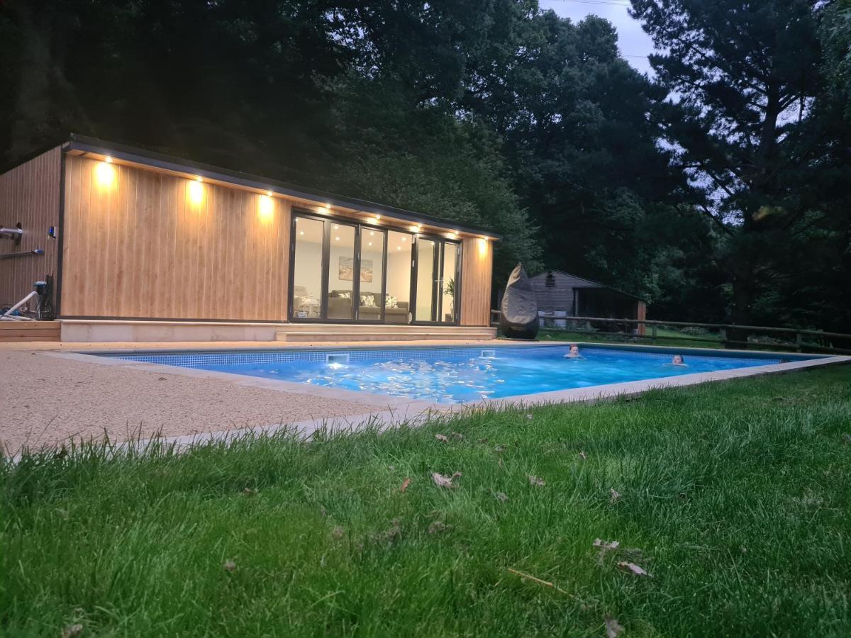 Osbornes Holiday House Near Exeter With Swimming Pool Exterior foto