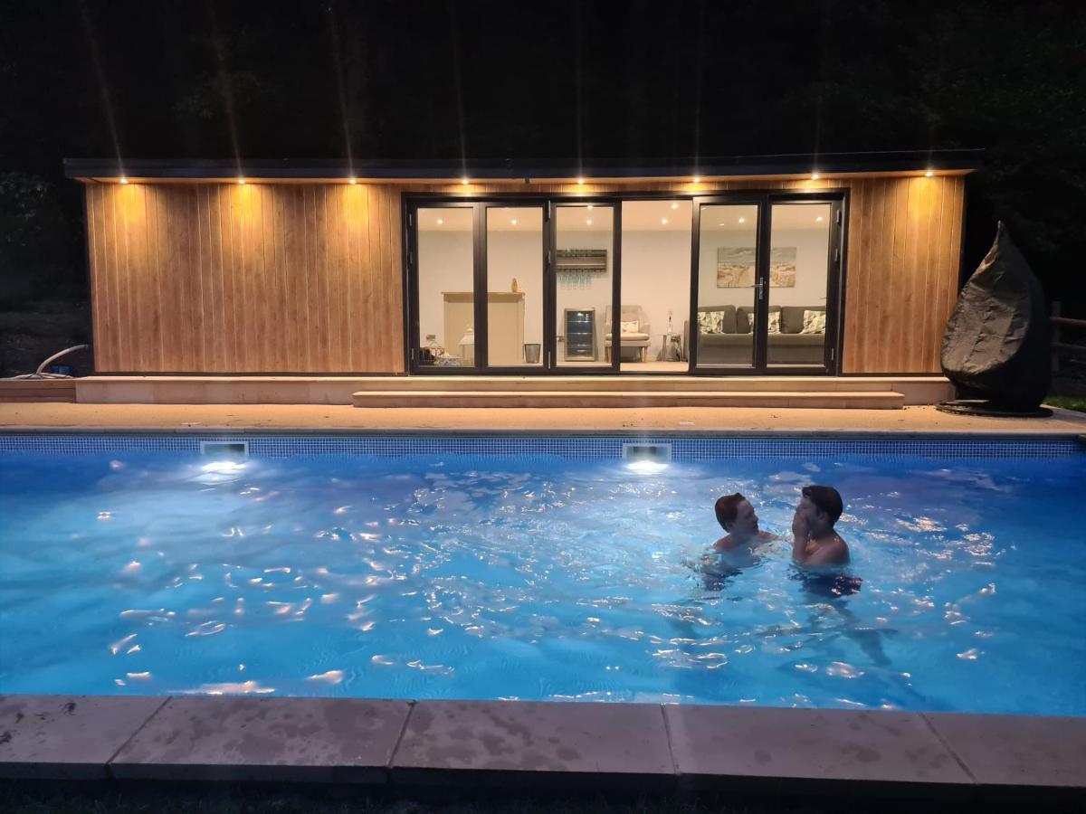 Osbornes Holiday House Near Exeter With Swimming Pool Exterior foto